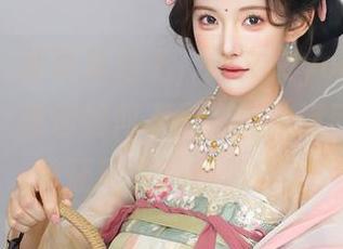 秀人网 – 新图集送上，林文文yooki用“体操服”教你如何不只是简单运动，更新里还藏着哪些俏皮？