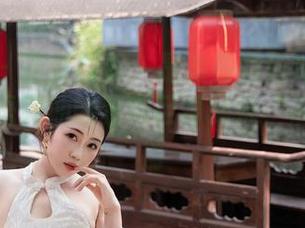 秀人网 – 最新图册：是油亮的猫咪巨臀妹妹，还是亮油的猫咪巨臀妹妹，谁也说不清