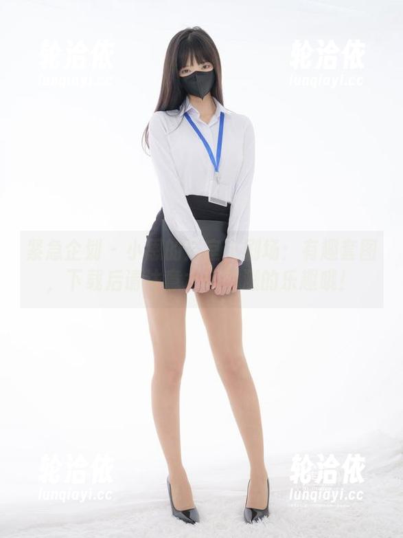 紧急企划 - 小恩的浴室小剧场：有趣套图，下载后请注意水滴四溅的乐趣哦！