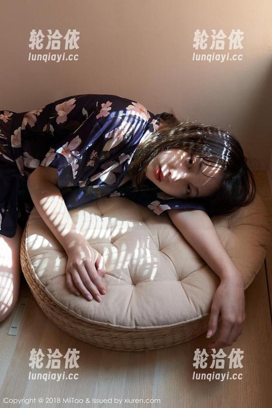 蜜桃社 - 什么？伊琳又来一版户外图包？快点精选让人耳目一新！