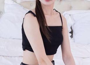 袜啵啵 – 小甜豆出没，花絮图包里的厚肉丝，肆意撒娇无压力。