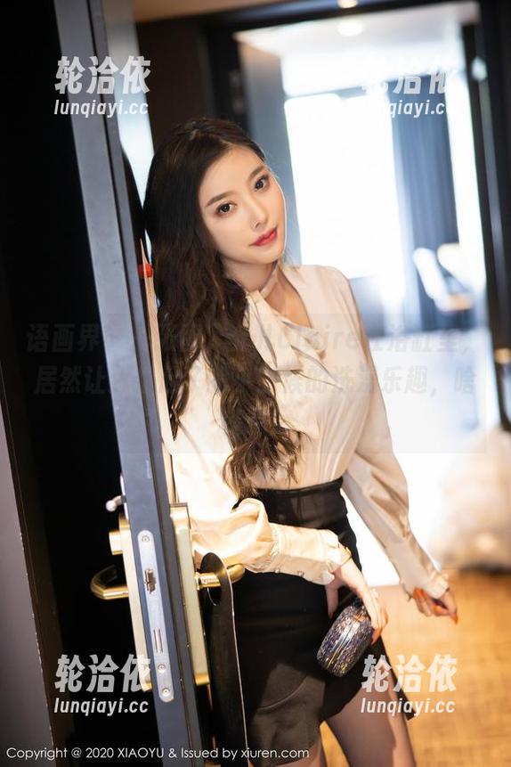 语画界 - 一张图，允儿Claire在浴缸里，居然让我想起了我小时候的洗澡乐趣，啥资源！