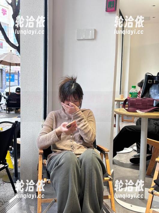 欲罢不能？私拍闪月半的资源，岛村卯月却是一种别致邂逅。