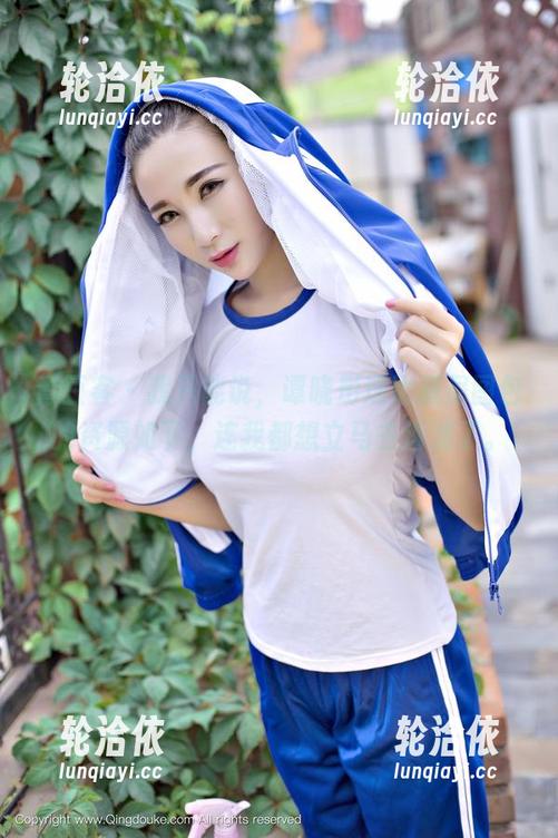青豆客 - 我只能说，谭晓彤这比基尼图包的资源如下，连我都想立马去海滩了。