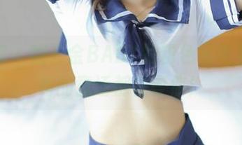 青豆客 – 翻开金BABY的粉色写真集，所有的童话都在等你！