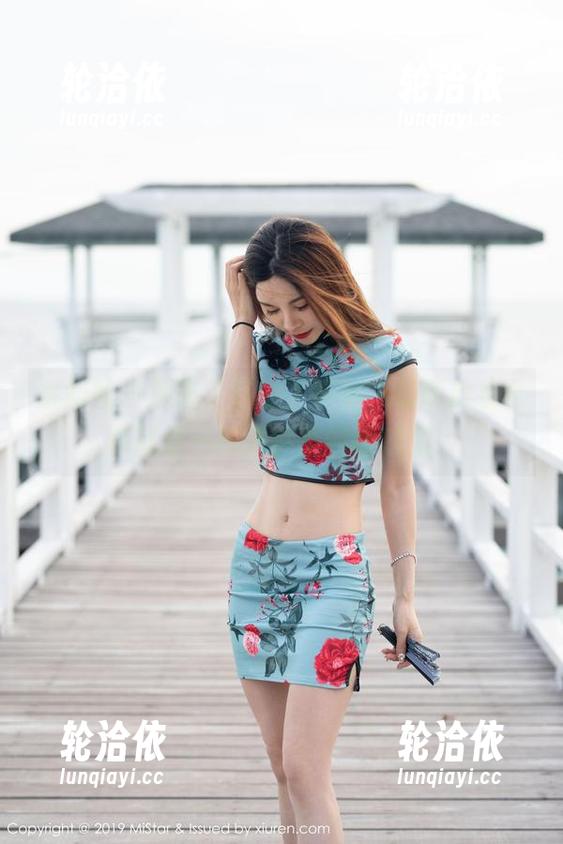 魅妍社 - 厉害了我的丁筱南，最新皮衣合集就像一碗热乎乎的酷炫汤！