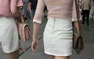 魔镜街拍 – 艾小青的旗袍原图分享，穿上就变仙女？可能是真相！