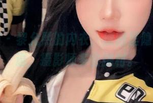 微密圈 – 黎允熙的内衣，原图里隐约的挑逗，摄影师多会挑材。